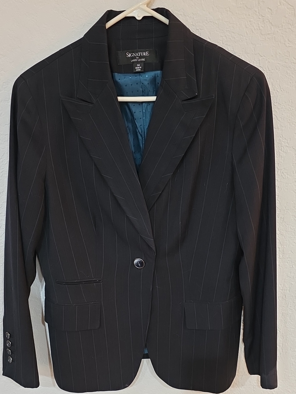 Signature by Larry Levine Black Pinstripe Pantsuit Size 14